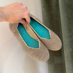 Rothy's Metallic Jewel Box Round Toe Ballet Flat - Tan/Pink/Teal - Size 7 *Rare*